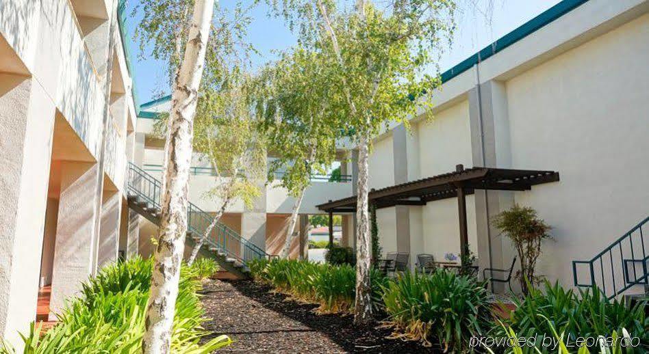 Best Western Heritage Inn Concord Exterior photo